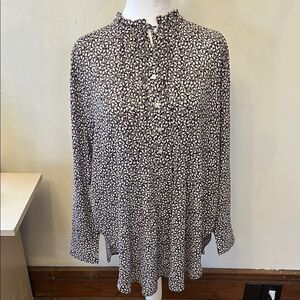 Women's Loft Brown and White long sleeve Patterned blouse Size M EUC